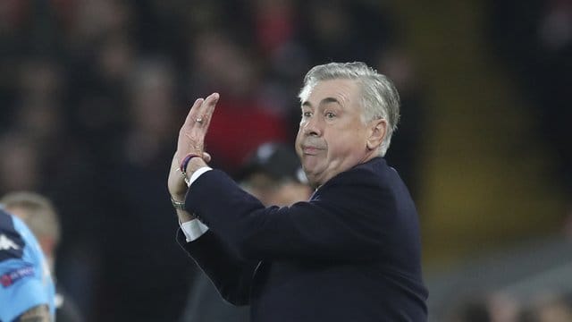 Bald wieder in England an der Seitenlinie?: Ex-Bayern-Coach Carlo Ancelotti. Bald wieder in England an der Seitenlinie?: Ex-Bayern-Coach Carlo Ancelotti.
