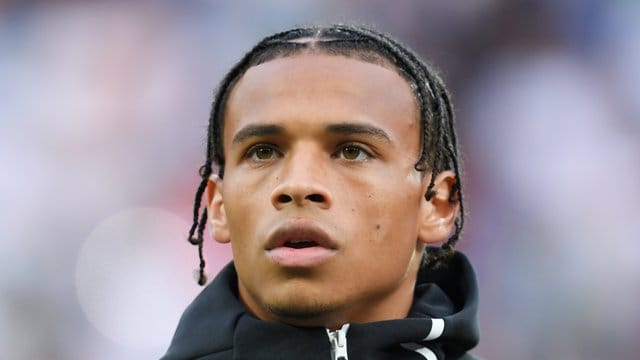 Muss nach seinem Kreuzbandriss um eine EM-Teilnahme bangen: Leroy Sané. Muss nach seinem Kreuzbandriss um eine EM-Teilnahme bangen: Leroy Sané.