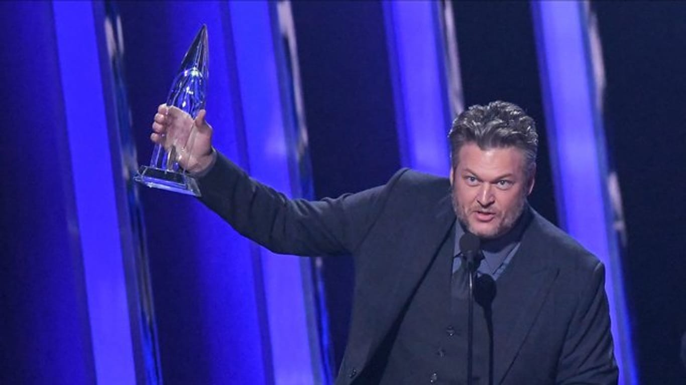Blake Shelton wurde bei den CMA Awards für seinen Song "God's Country" ausgezeichnet.