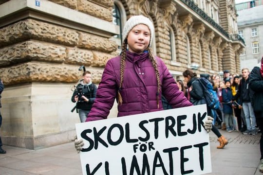 Greta Thunberg wurde in diesem Jahr bereits mit dem Alternativen Nobelpreis ausgezeichnet und vom Magazin Time zur "Person of the Year" gewählt.