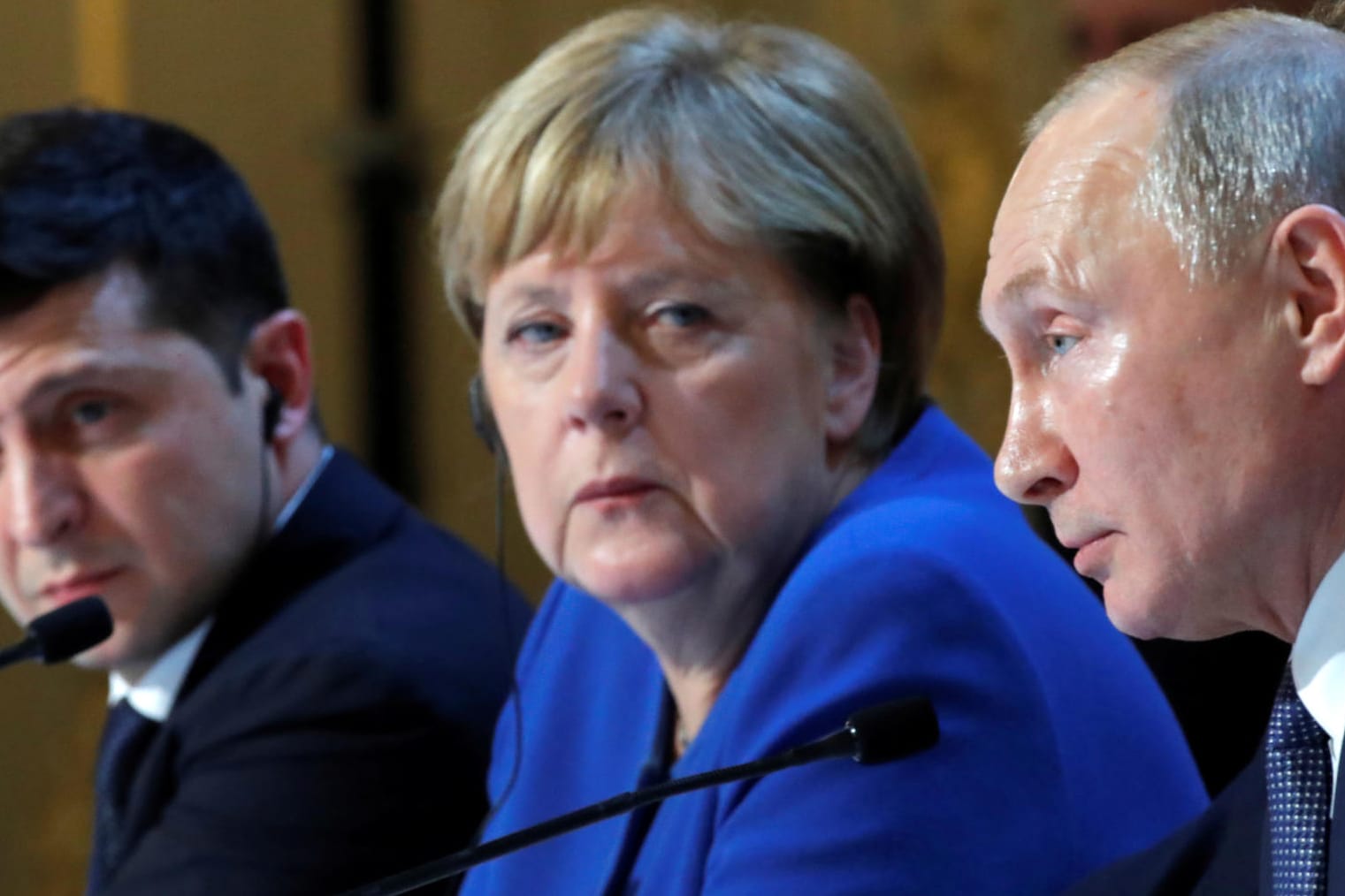 Angela Merkel und Wladimir Putin in Paris: Die Bundesregierung sieht im Fall des Mordes an einem Georgier in Berlin noch nicht alle Fragen beantwortet.