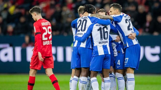 Hertha BSC feierte in Leverkusen den zweiten Sieg unter der Leitung von Trainer Jürgen Klinsmann.