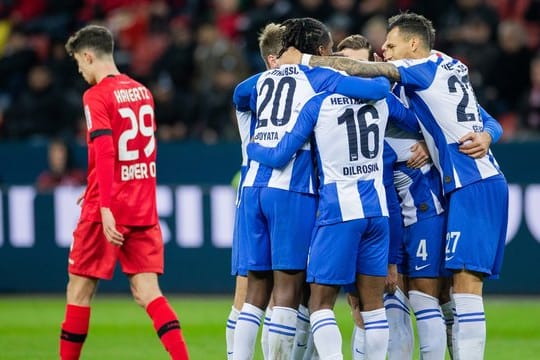 Hertha BSC feierte in Leverkusen den zweiten Sieg unter der Leitung von Trainer Jürgen Klinsmann.