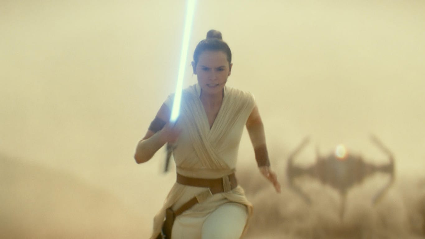 Daisy Ridley: Als Rey kämpft sie sich durch in "Der Aufstieg Skywalkers".