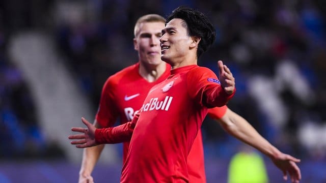 Trägt am Januar 2020 das Liverpool-Trikot: Takumi Minamino. Trägt am Januar 2020 das Liverpool-Trikot: Takumi Minamino.