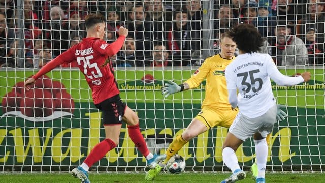 Traf gleich in seinem ersten Bundesligaspiel ins gegnerische Tor: Bayerns Joshua Zirkzee. Traf gleich in seinem ersten Bundesligaspiel ins gegnerische Tor: Bayerns Joshua Zirkzee.