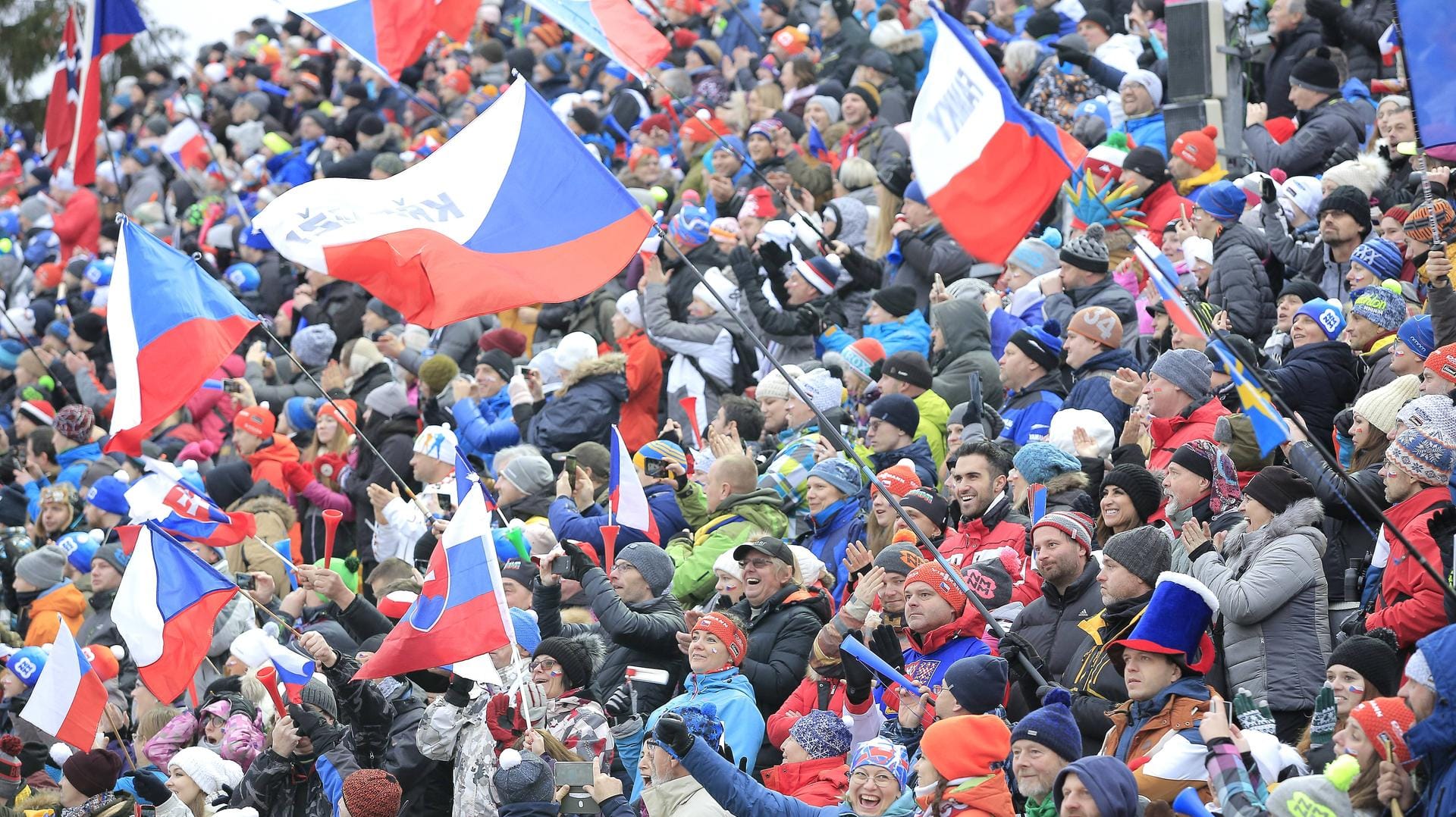 Stimmung pur in Tschechien: Wenn sich die Biathlon-Saison langsam dem Ende neigt, geben die Fans in Nove Mesto noch einmal alles.