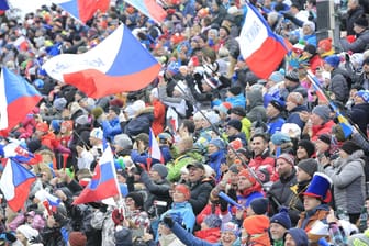 Stimmung pur in Tschechien: Wenn sich die Biathlon-Saison langsam dem Ende neigt, geben die Fans in Nove Mesto noch einmal alles.