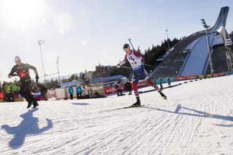 Finale in Oslo: Für viele Wintersportler wie Johannes Thingnes Bö (r.) ist der Holmenkollen das letzte Highlight der Saison.