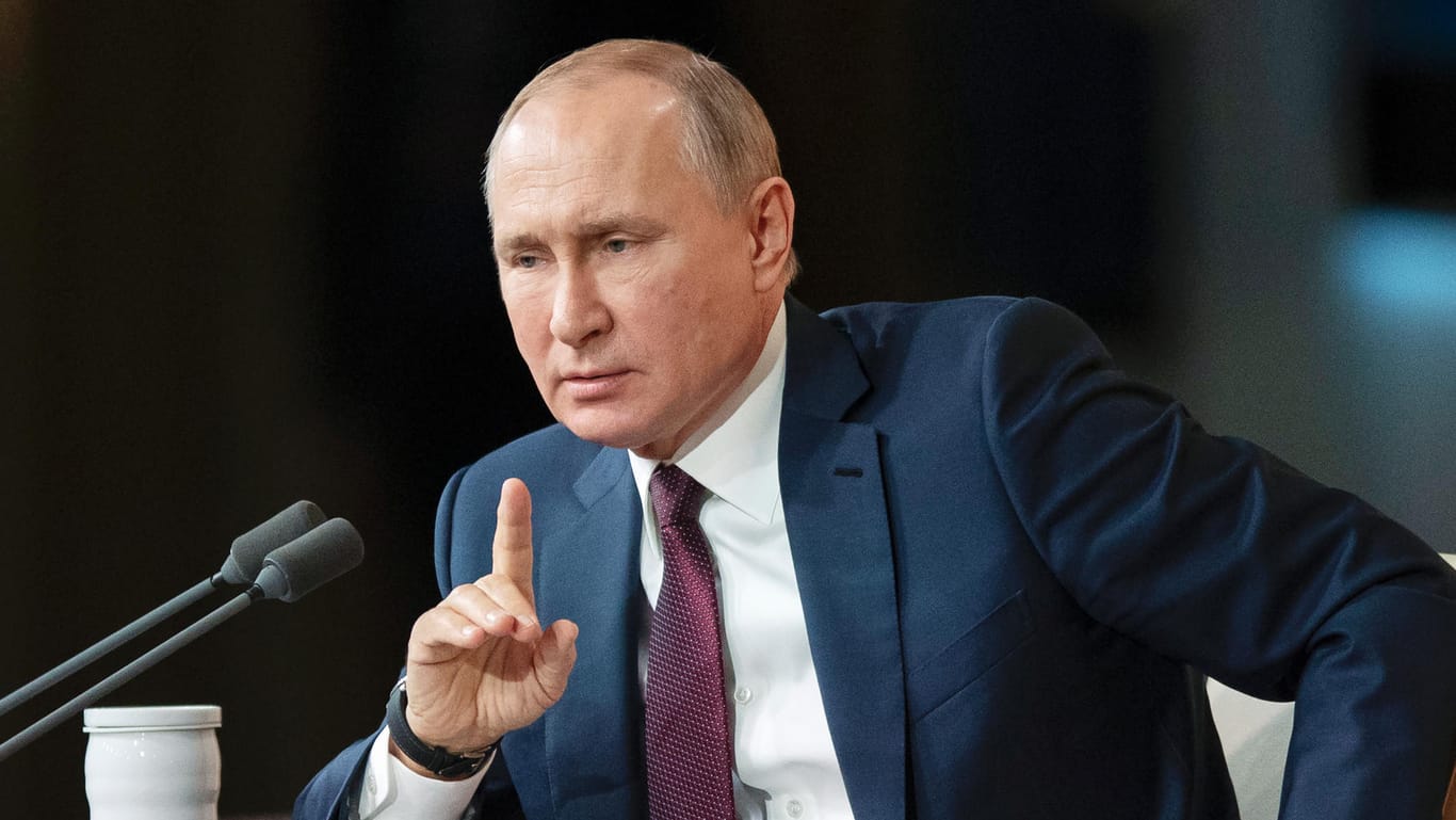 "Bescheidener Diener": Wladimir Putin bei seiner Jahrespressekonferenz in Moskau.