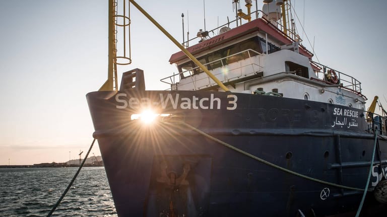 Die beschlagnahmte Sea Watch 3: Fast sechs Monate wurde das Rettungsschiff in Italien festgehalten.