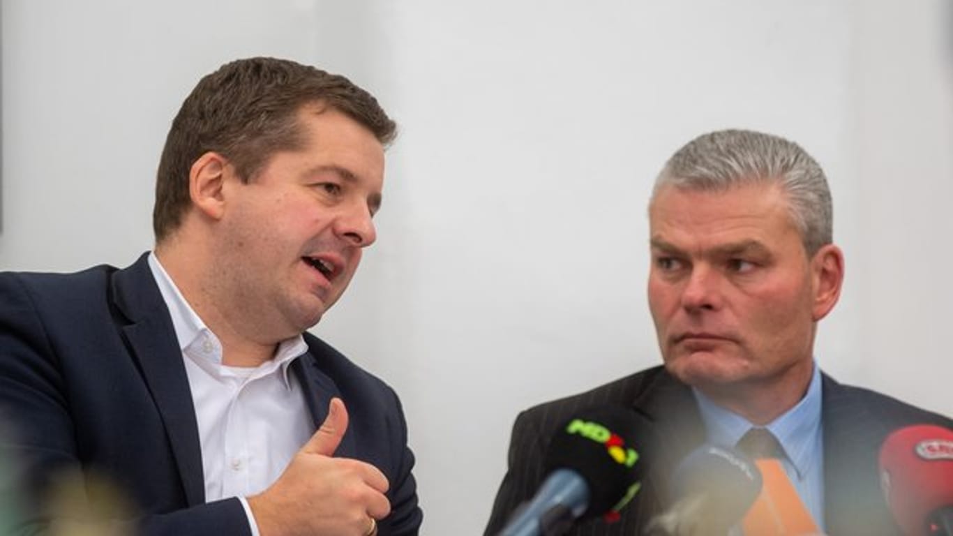 Treffen der CDU-Kreisvorsitzenden Schulze und Stahlknecht: Im Fall Möritz wird die Luft für den Politiker immer dünner.