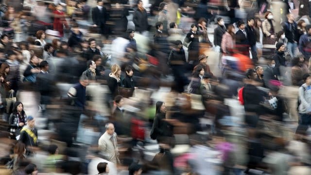 Voraussichtlich im Jahr 2023 leben acht Milliarden Menschen auf der Erde. Voraussichtlich im Jahr 2023 leben acht Milliarden Menschen auf der Erde.