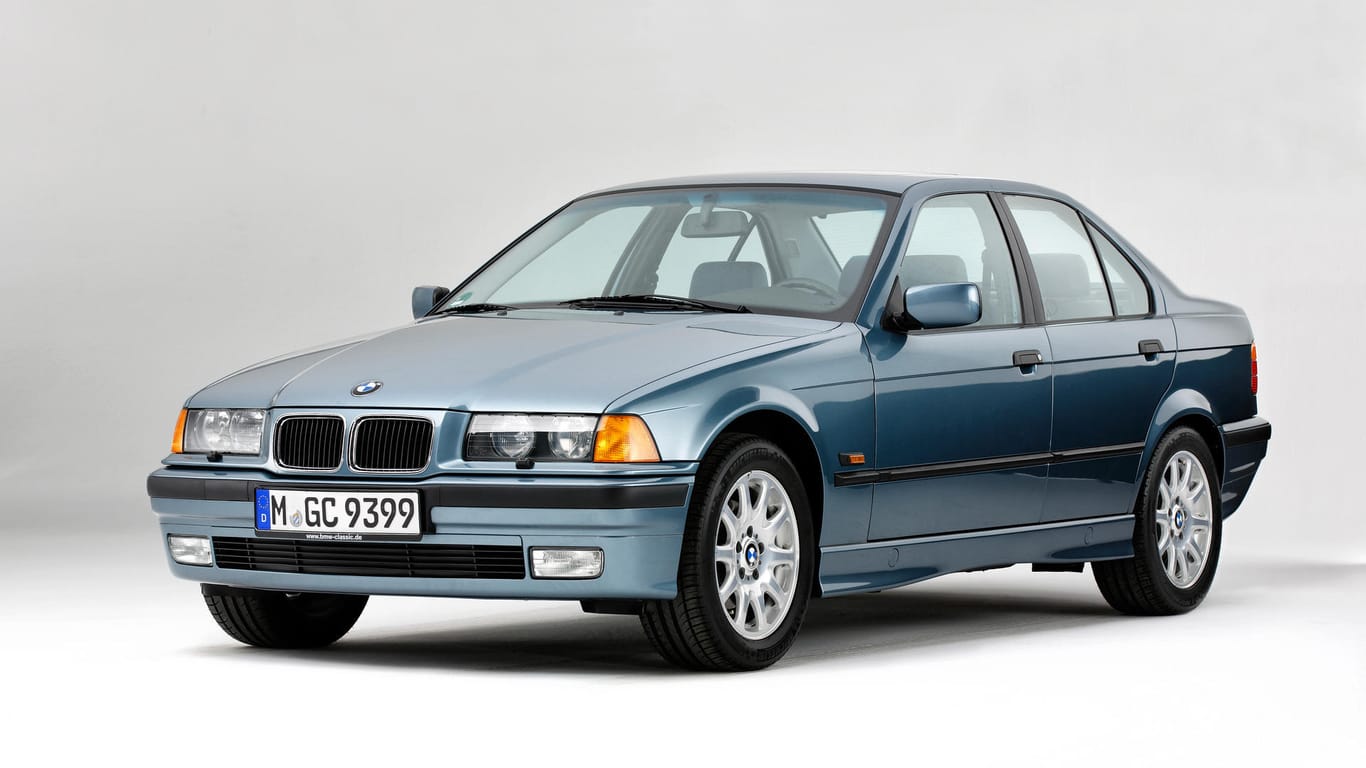 Ein BMW 3er: Der Zuwachs an Oldies ist mit wachsender Beliebtheit älterer Autos und der Entwicklung des Fahrzeugbestandes in Deutschland begründet.
