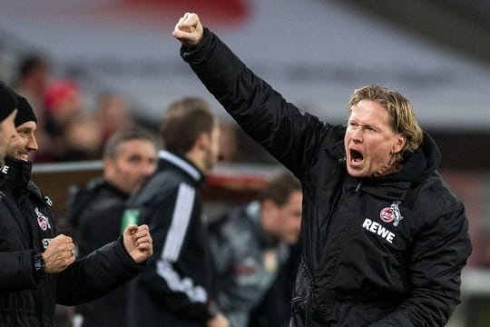 Kölns Trainer Markus Gisdol jubelte nach dem Sieg gegen Bayer Leverkusen.