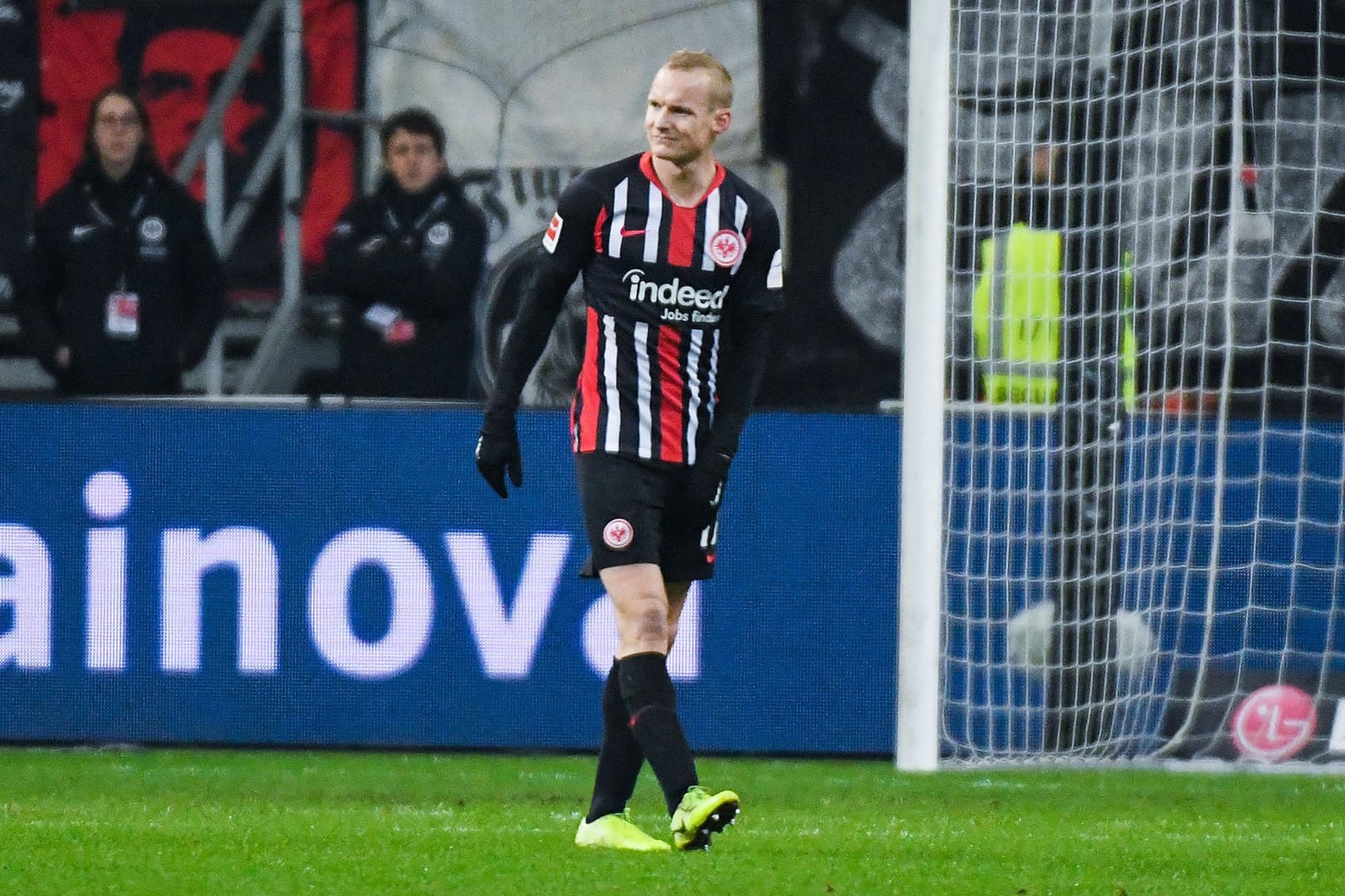 Eintrachts Sebastian Rode beim Spiel gegen den 1. FC Köln: Noch ist unklar, ob der Mittelfeldspieler in Paderborn dabei sein kann.