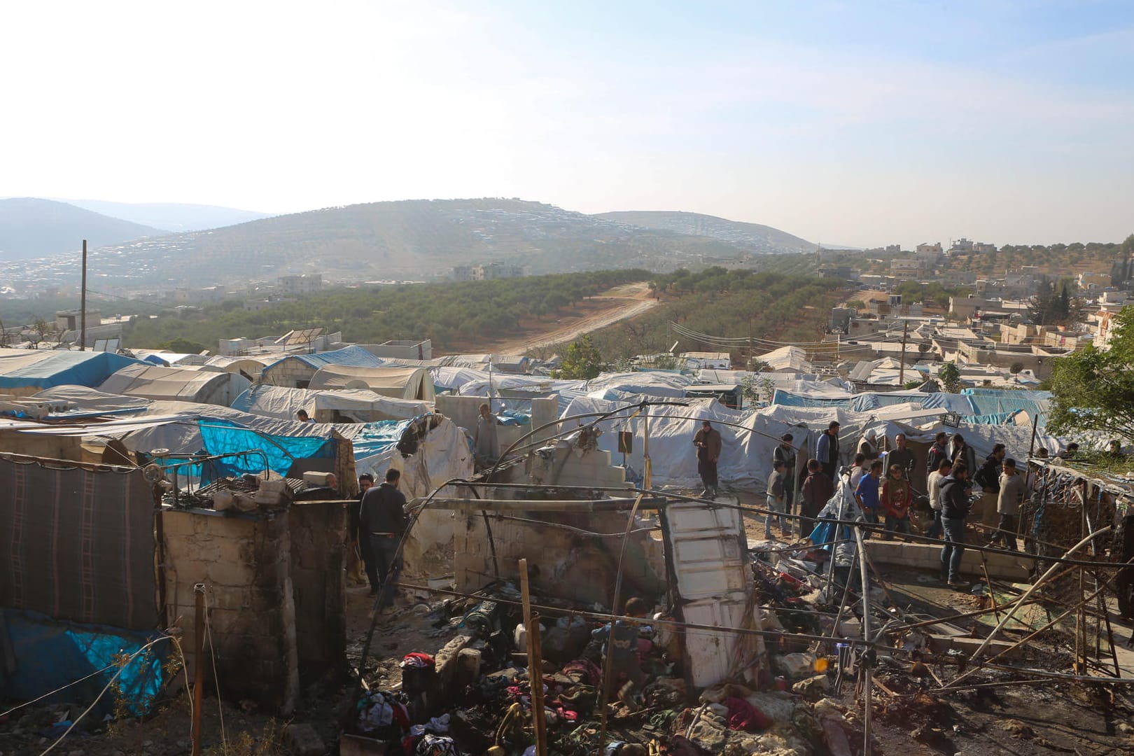 Ein Flüchtlingscamp in Idlib: Engpässe bei der Benzinversorgung sorgten demnach dafür, dass viele Menschen im Süden der Region festsitzen.