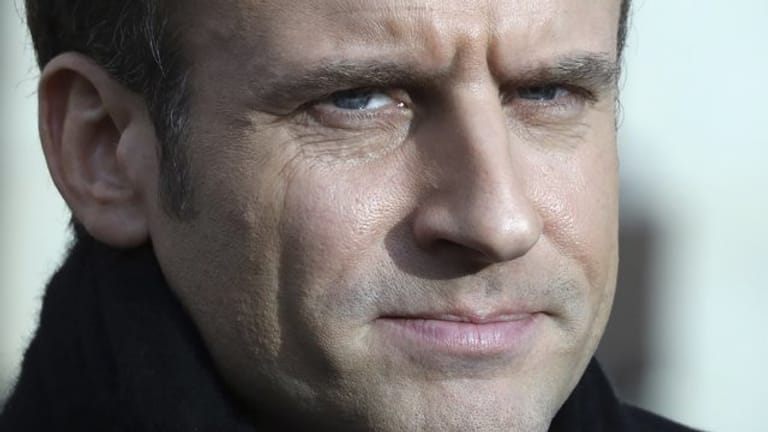 Emmanuel Macron wird 42.
