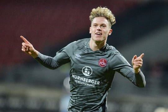 Nürnbergs Robin Hack erzielte beide Treffer gegen Dynamo Dresden.