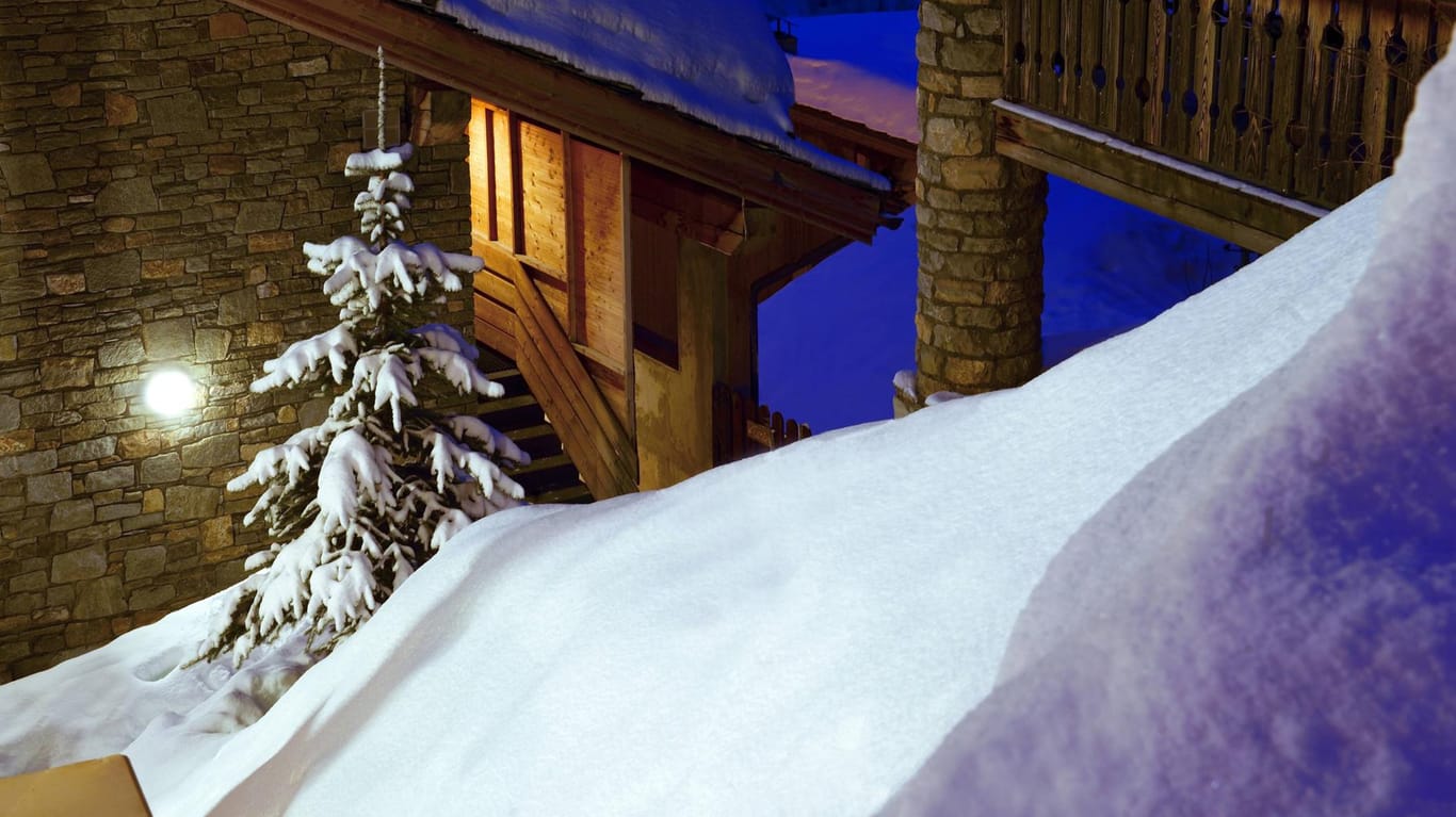Der Traum von der weißen Weihnacht: Einzig in den Alpen wird Schnee erwartet, im Rest von Deutschland wird das Wetter ungemütlich.