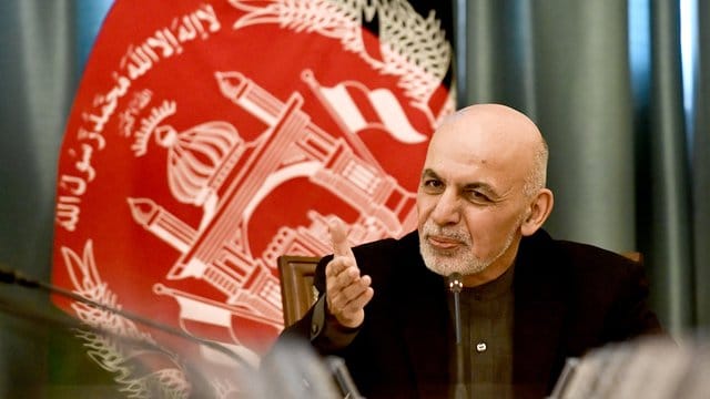 Afghanistans Präsident Aschraf Ghani hat der Wahlkommission zufolge die Präsidentenwahl gewonnen. Afghanistans Präsident Aschraf Ghani hat der Wahlkommission zufolge die Präsidentenwahl gewonnen.