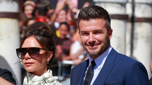 David und Victoria Beckham haben ihre Kinder Cruz und Harper taufen lassen.