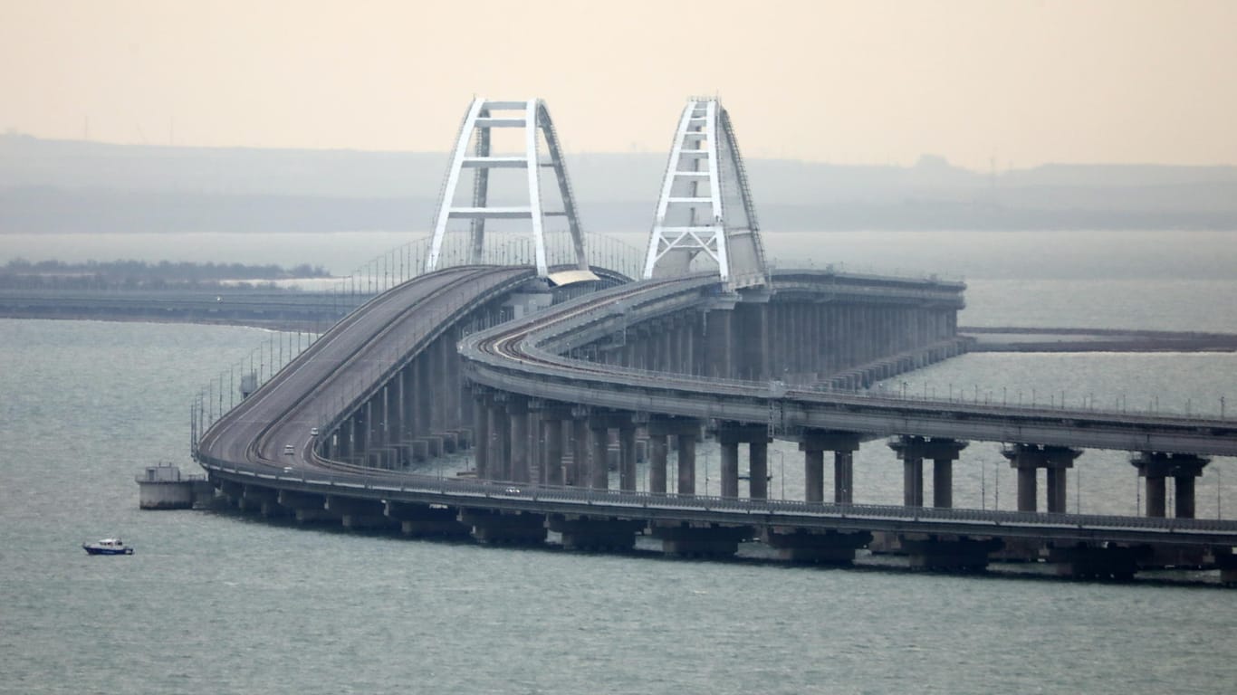 Die Brücke über die Straße von Kertsch: Das Projekt hat über drei Milliarden Euro gekostet.