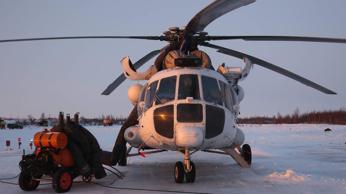 MI-8 in Sibirien (Archivbild): Ein Hubschrauber dieser Bauart ist in einem Schneesturm abgestürzt.