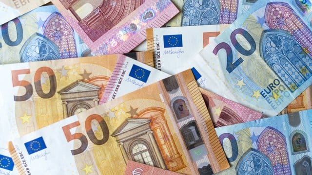 Die höhere Besteuerung von Spitzenverdienern ist seit Jahren ein Streitthema. Die höhere Besteuerung von Spitzenverdienern ist seit Jahren ein Streitthema.