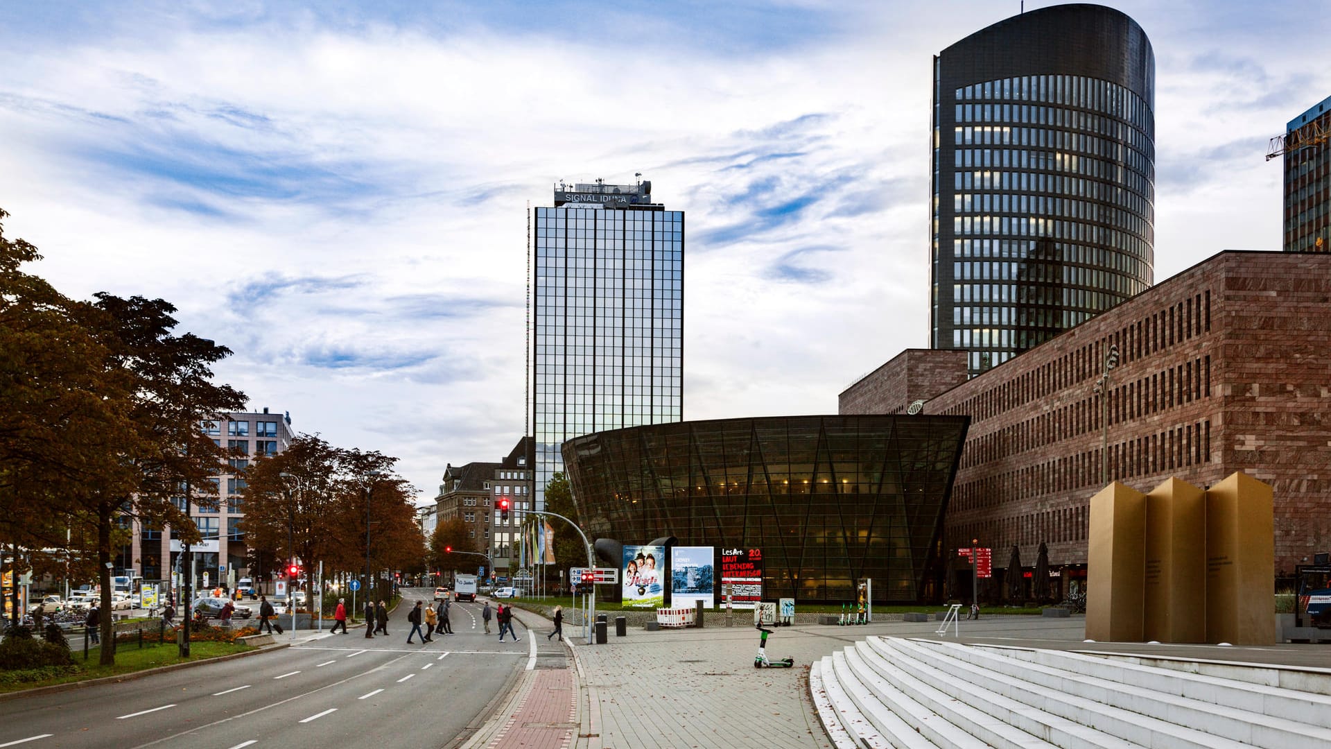 Vorplatz am Dortmunder Hauptbahnhof: Für das neue Jahr ist in der Stadt schon einiges geplant.