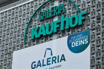 Galeria Kaufhof: Die Kaufhauskette hat nach der Fusion mit Karstadt den gemeinsamen Namen Galeria Karstadt Kaufhof erhalten.