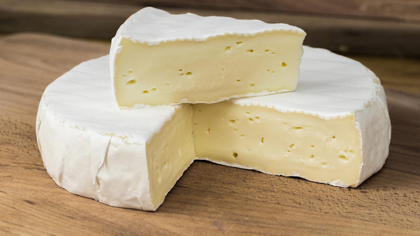 Brie: Betroffene Käse sind mehreren deutschen Bundesländern verkauft worden. (Symbolbild)