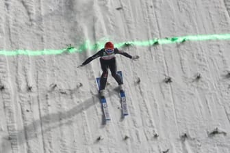 Die deutschen Skispringer um Stephan Leyhe sorgten in Oberstdorf für ein starkes Ergebnis.