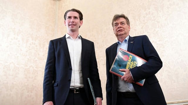 Österreichs Ex-Kanzler Sebastian Kurz (ÖVP) und Grünen-Chef Werner Kogler. Österreichs Ex-Kanzler Sebastian Kurz (ÖVP) und Grünen-Chef Werner Kogler.