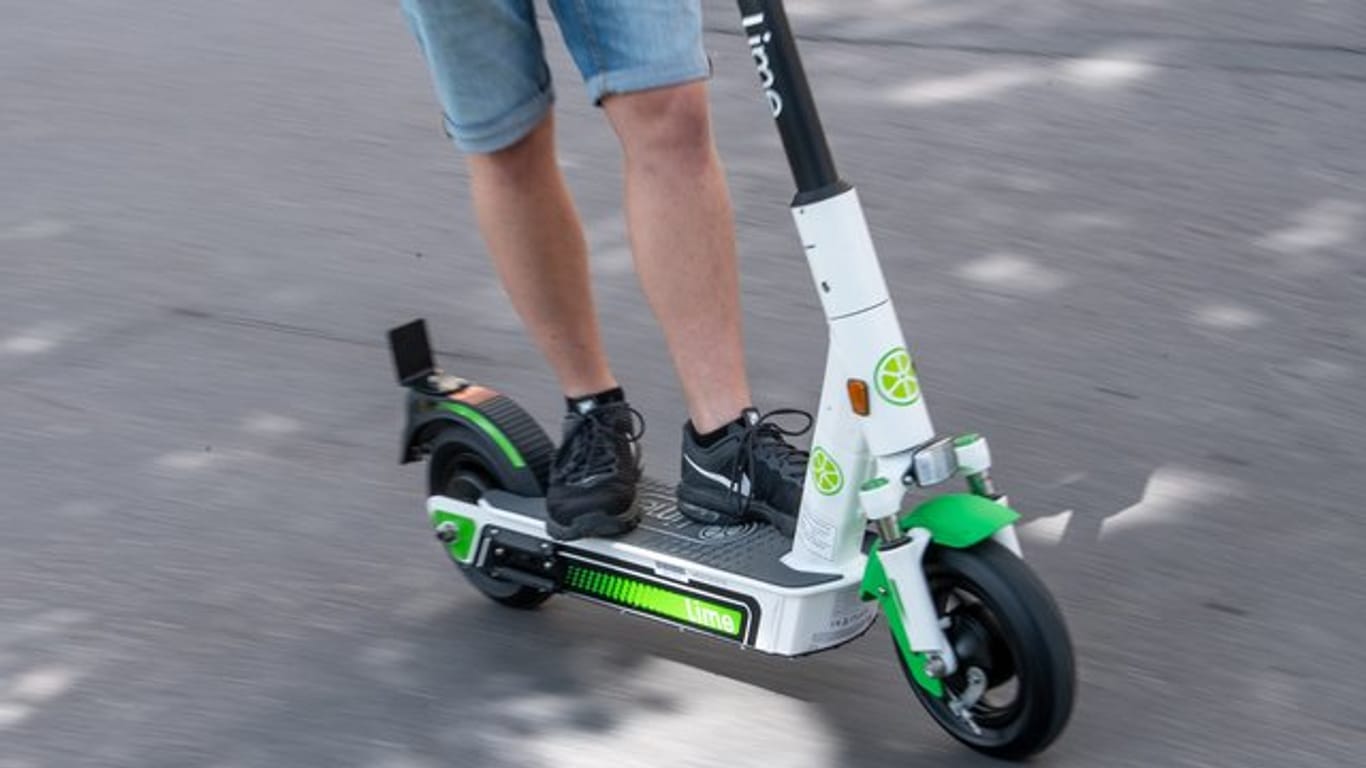 E-Scooter sind in deutschen Städten mittlerweile omnipräsent.