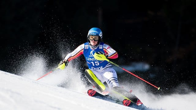 Christina Ackermann fuhr beim Slalom in Lienz auf den fünften Platz. Christina Ackermann fuhr beim Slalom in Lienz auf den fünften Platz.