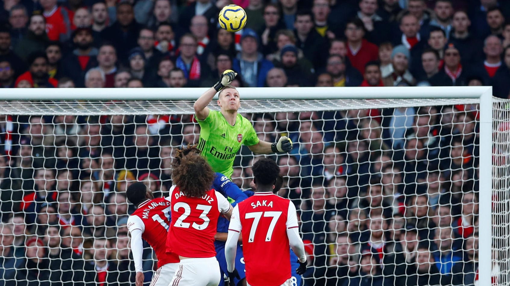 Bernd Leno: Der deutsche Torhüter verschätzte sich beim 1:1.