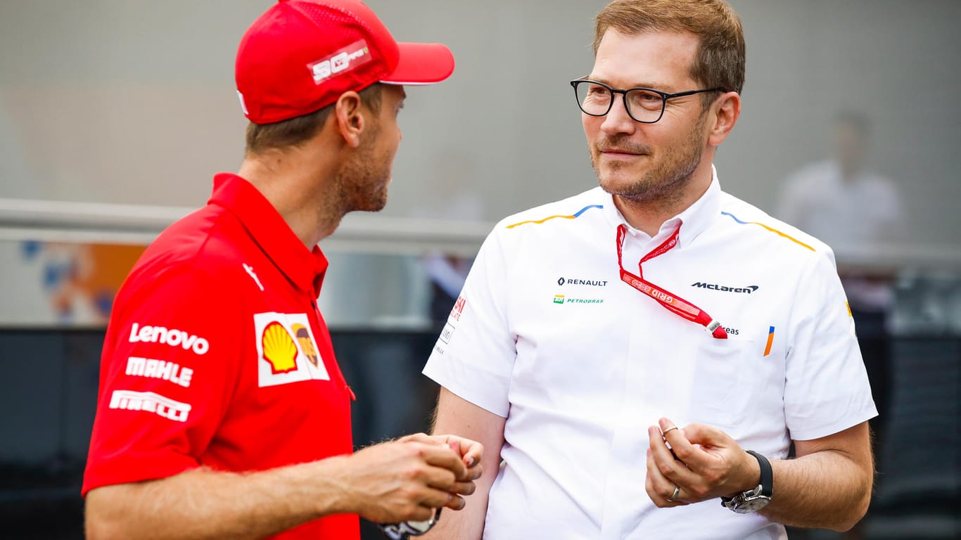 Möchte ab 2021 die großen der Formel 1 angreifen: McLaren-Teamchef Andreas Seidl (r.), hier mit Ferrari-Star Sebastian Vettel.