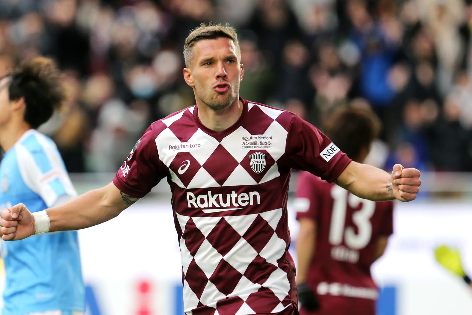 Könnte in die Fußstapfen seines Kumpels treten oder in seine polnische Heimat wechsel: Lukas Podolski.