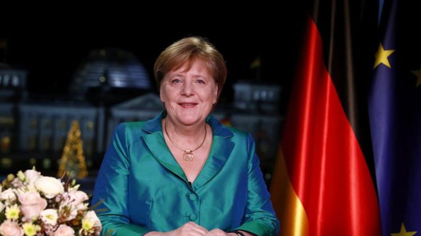 Bundeskanzlerin Angela Merkel (CDU), aufgenommen nach der Aufzeichnung ihrer Neujahrsansprache im Kanzleramt.