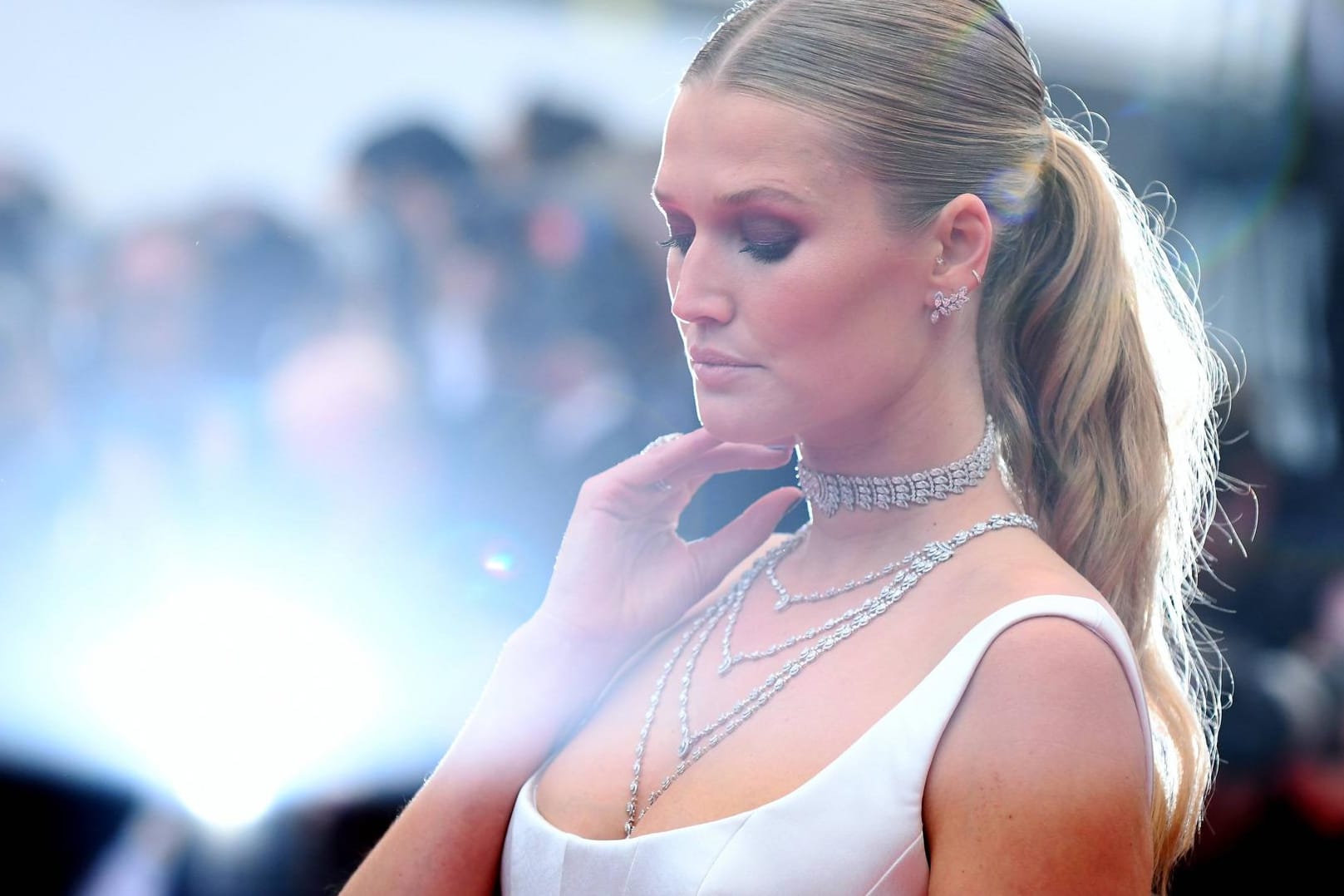 Toni Garrn: Hier ist das Topmodel auf dem Roten Teppich des 72. Film Festival in Cannes zu sehen