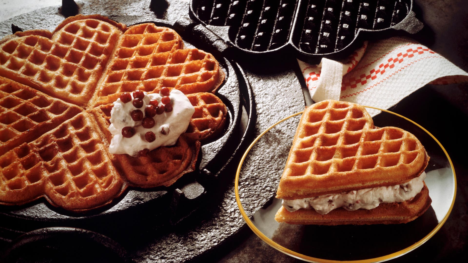 Waffeln: Für unwiderstehlich schmeckende Waffeln ist es dagegen egal, welche Mehlsorte verwendet wird.