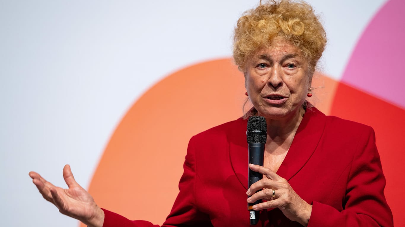 SPD-Politikerin Gesine Schwan: Die 76-Jährige rechnet mit Juso-Chef Kevin Kühnert ab.