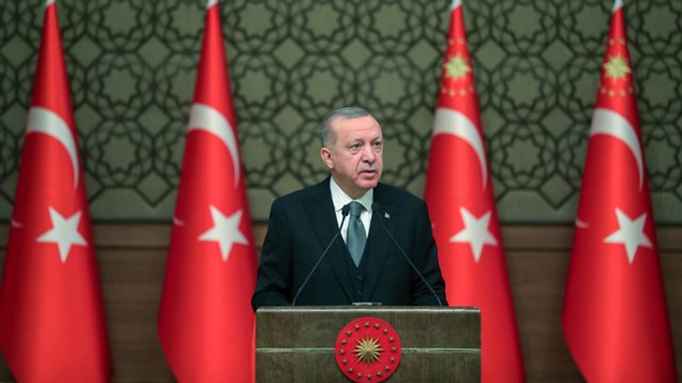 Der türkische Präsident Recep Tayyip Erdogan will den libyschen Regierungschef Fajis al-Sarradsch an der Macht halten.