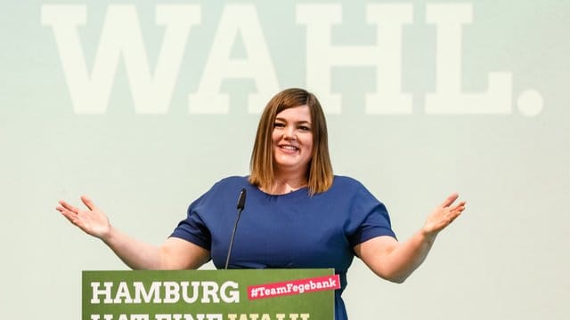 Grünen-Spitzenkandidatin Katharina Fegebank: "Grün-Rot ist eindeutig mein Favorit. Grünen-Spitzenkandidatin Katharina Fegebank: "Grün-Rot ist eindeutig mein Favorit.