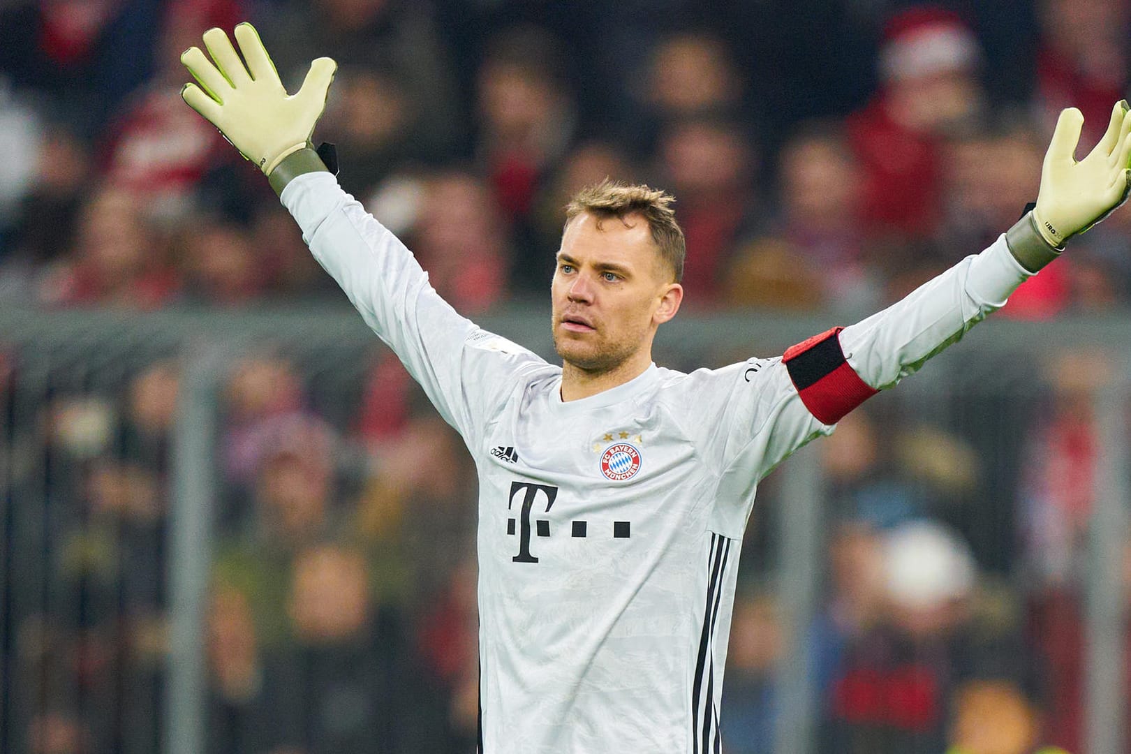 Muss sich bald mit einem neuen Konkurrenten messen: Bayern-Torwart Manuel Neuer.