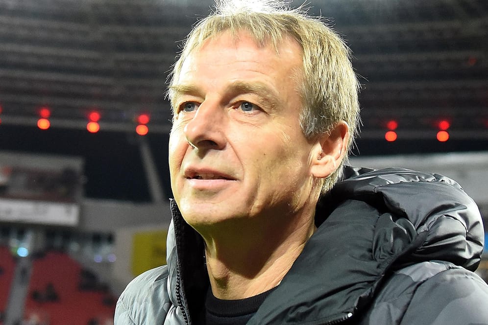 Jürgen Klinsmann: Der Trainer von Hertha BSC ist mit dem Kader noch nicht vollends zufrieden.