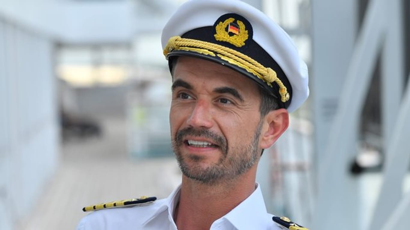 Florian Silbereisen stach als Kapitän Max Parger mit dem "Traumschiff" in See.