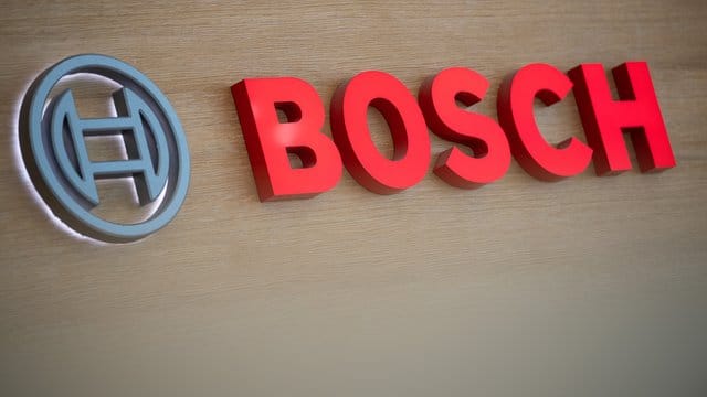 Bosch will die Lidar-Technik mit herkömmlichem Radar und Kameras kombinieren. Bosch will die Lidar-Technik mit herkömmlichem Radar und Kameras kombinieren.