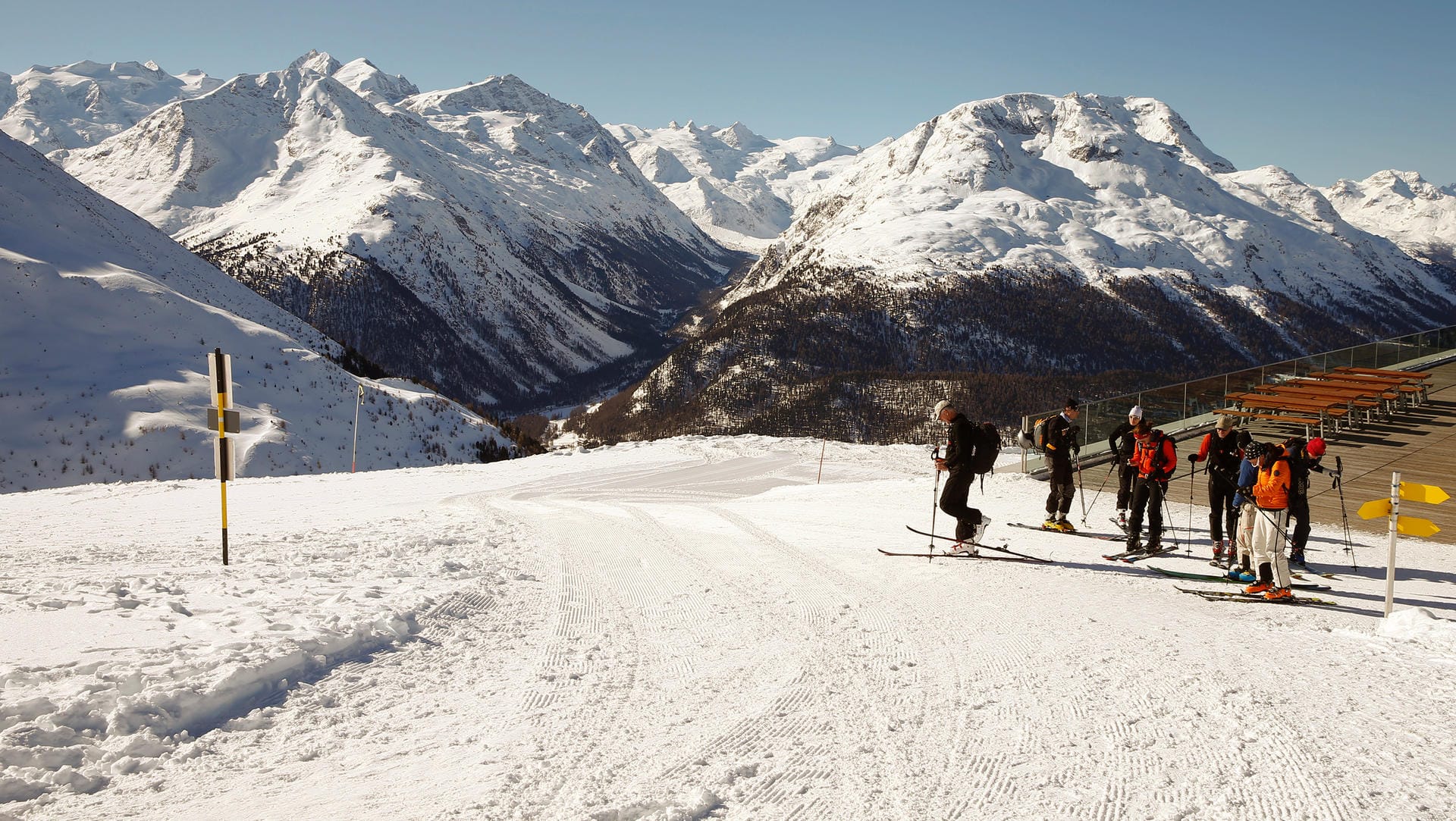 Skifahrer auf einer Piste oberhalb von St. Moritz: Bei einem Unglück in der Region sind zwei Skifahrer miteinander kollidiert.